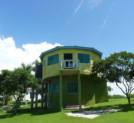 Waikiki Guest House Treasure Beach Εξωτερικό φωτογραφία