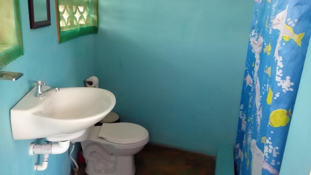 Waikiki Guest House Treasure Beach Δωμάτιο φωτογραφία