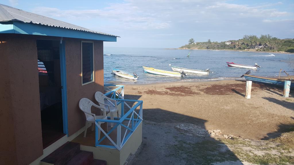Waikiki Guest House Treasure Beach Εξωτερικό φωτογραφία